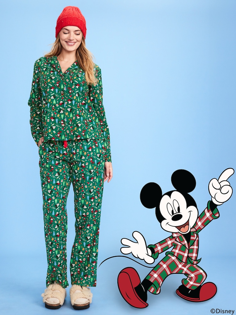 Old Navy x Disney Mickey Mouse & Friends Printed Flannel Pajama Set for Women