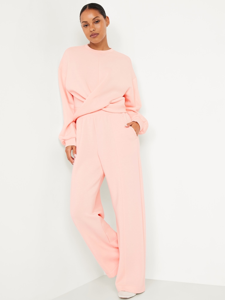 Bounce Fleece Twist-Front Top