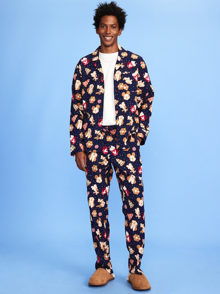 Old Navy x Disney Mickey Mouse & Friends Printed Flannel Pajama Set for Men
