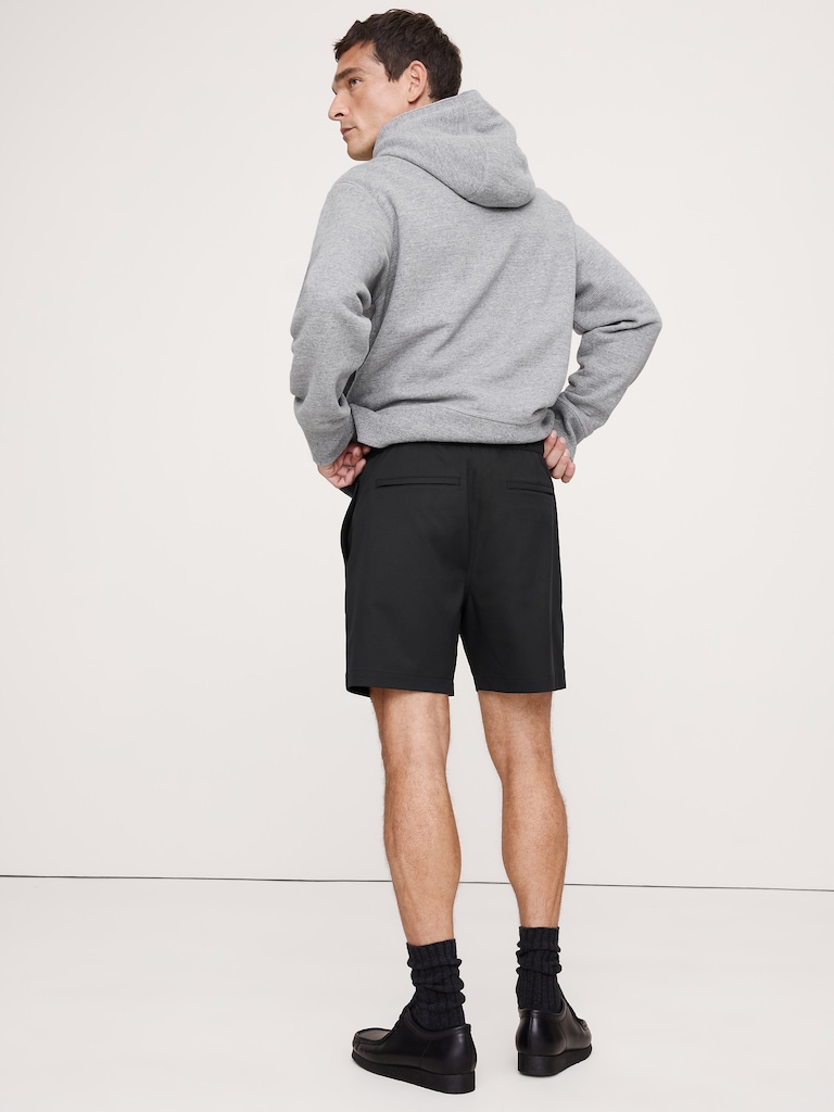 7" Performance Pull-On Short