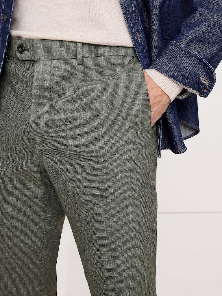 Slim Wrinkle-Resistant Dress Pant