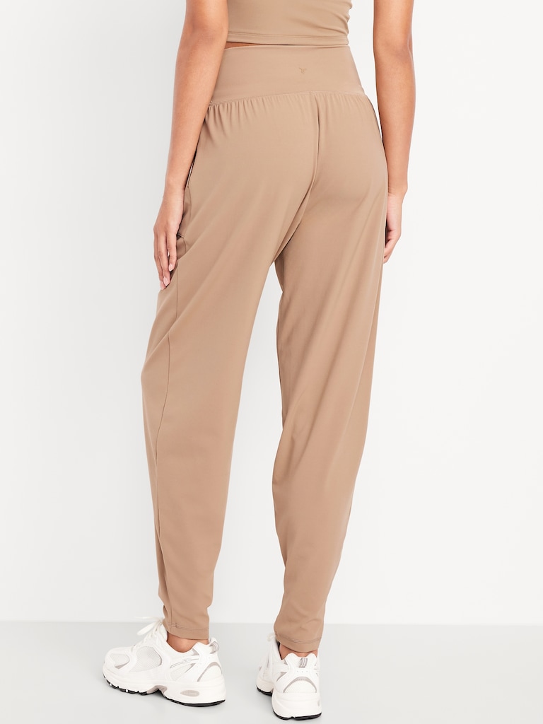 High-Waisted StudioSmooth Jogger