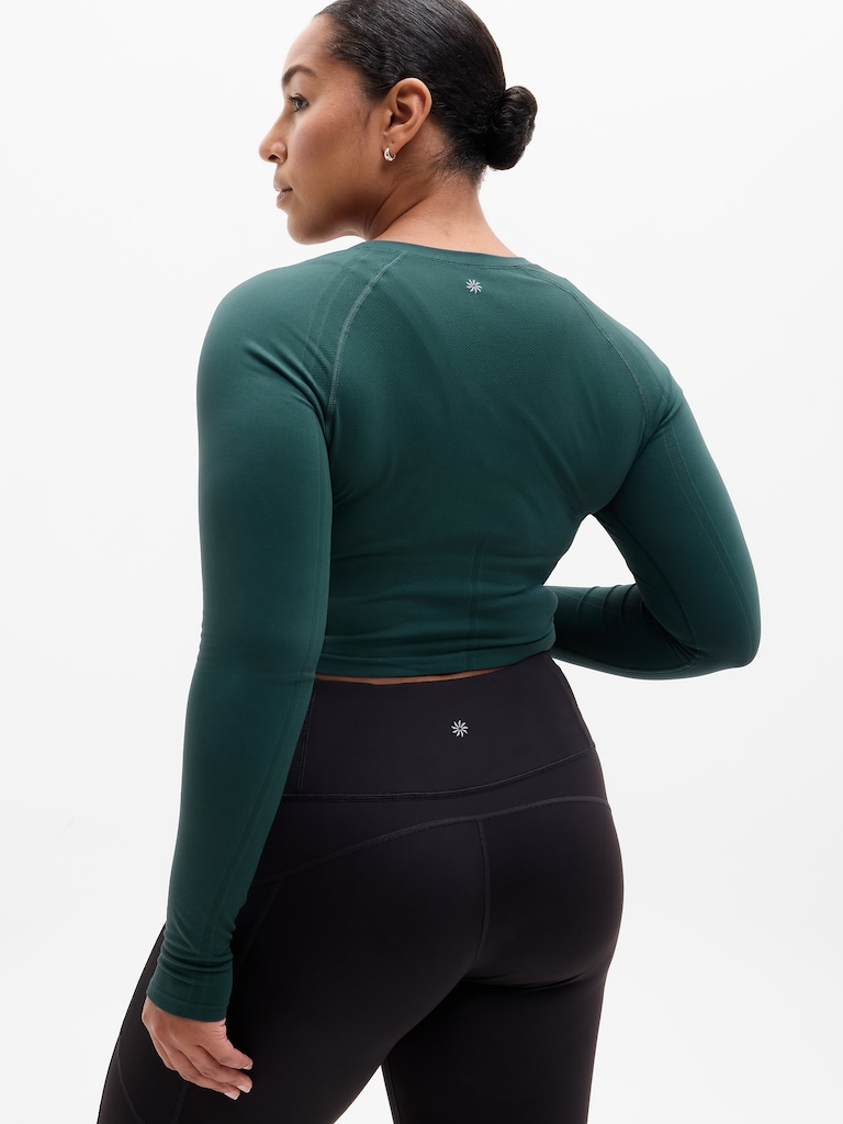 Momentum Flex Crop Top