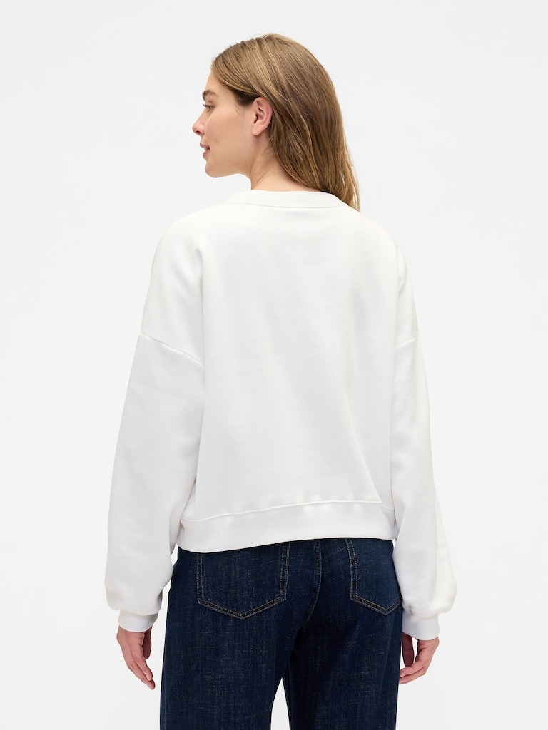 Oversized Wedge Gap Logo Sweatshirt