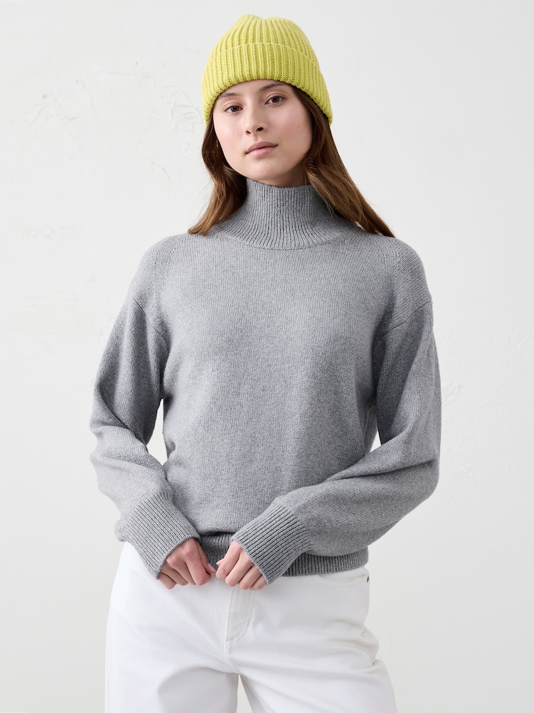 Cozy Turtleneck Pullover Sweater