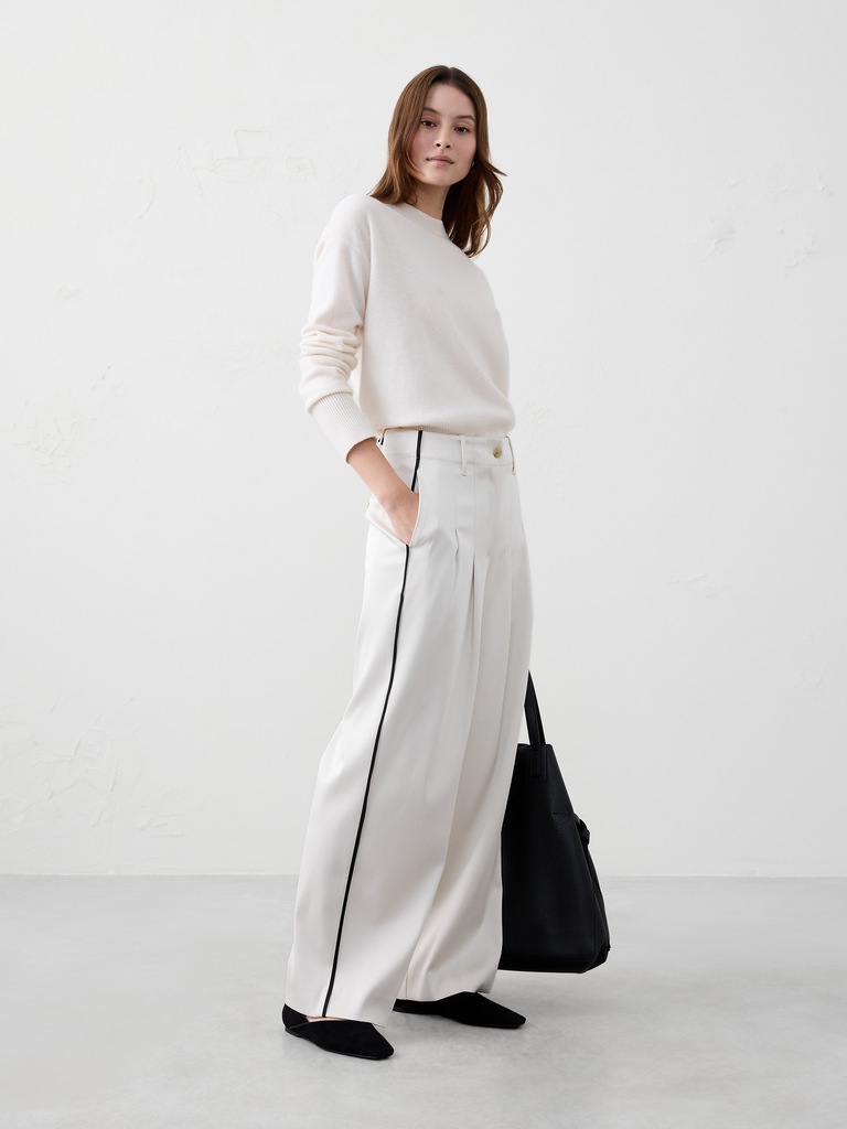 Straight Ultra High-Rise Satin Trouser