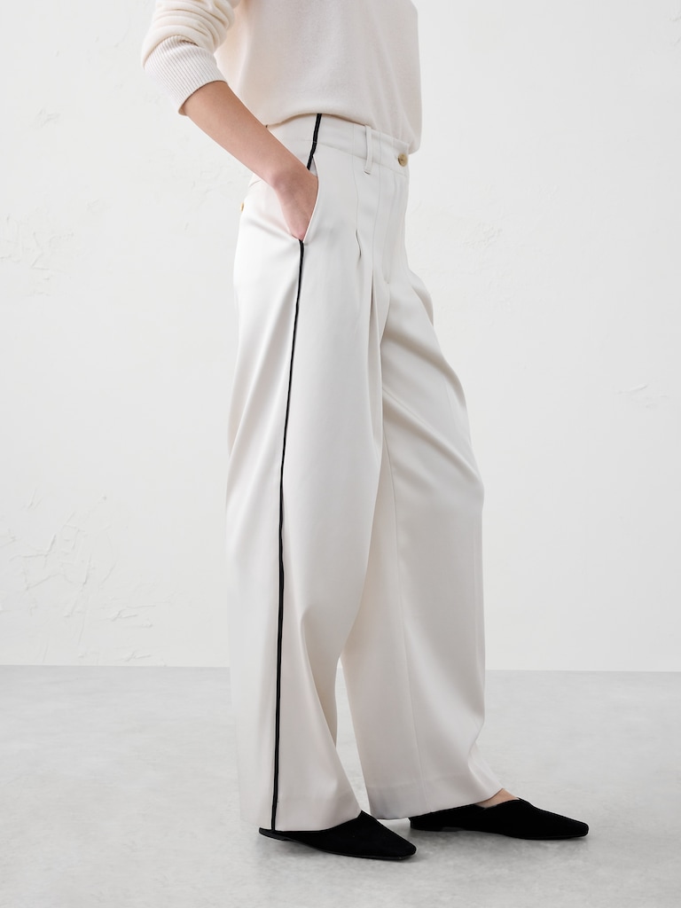 Straight Ultra High-Rise Satin Trouser