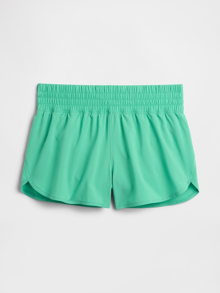 GapFit 3" Mid Rise Runaround Shorts