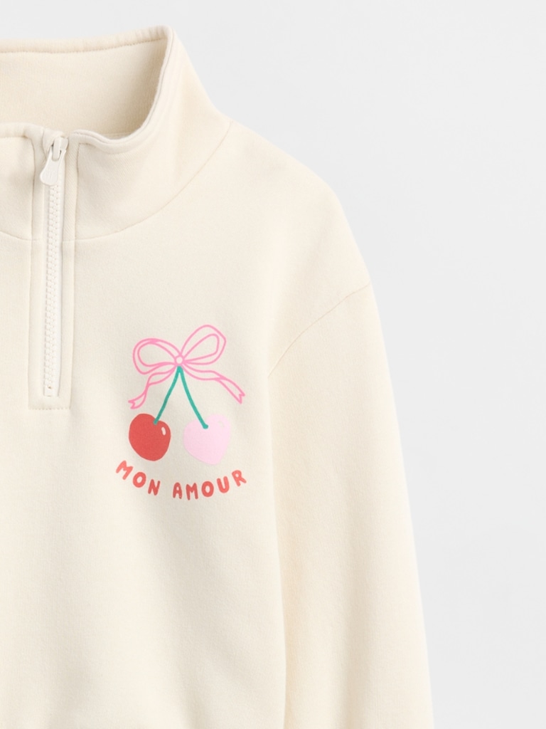 babyGap Two-Piece Outfit Set