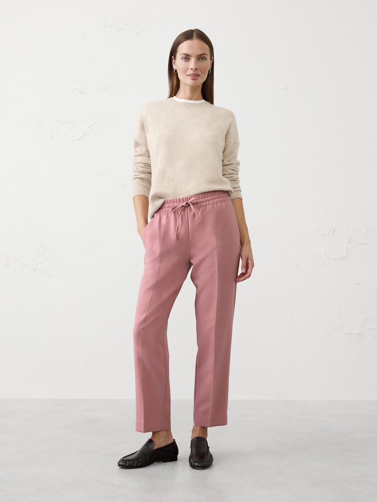 Tapered High-Rise Pull-On Pant