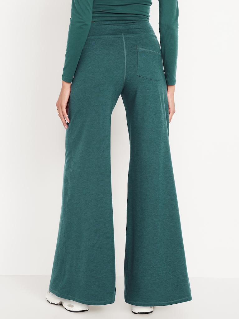 Extra High-Waisted CloudComfy Wide-Leg Pants