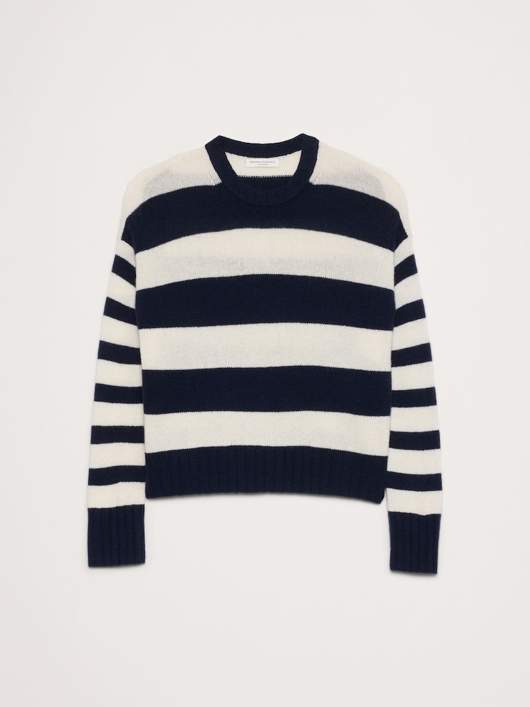 Midweight Cashmere Crew-Neck Sweater