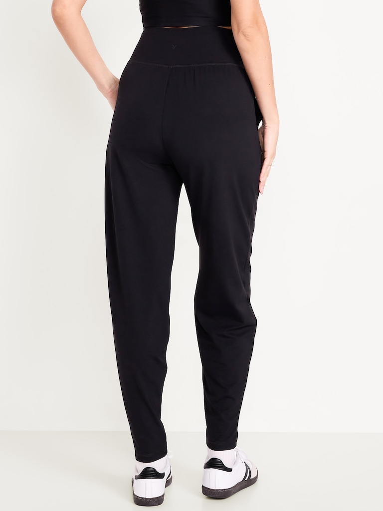 High-Waisted StudioSmooth Jogger