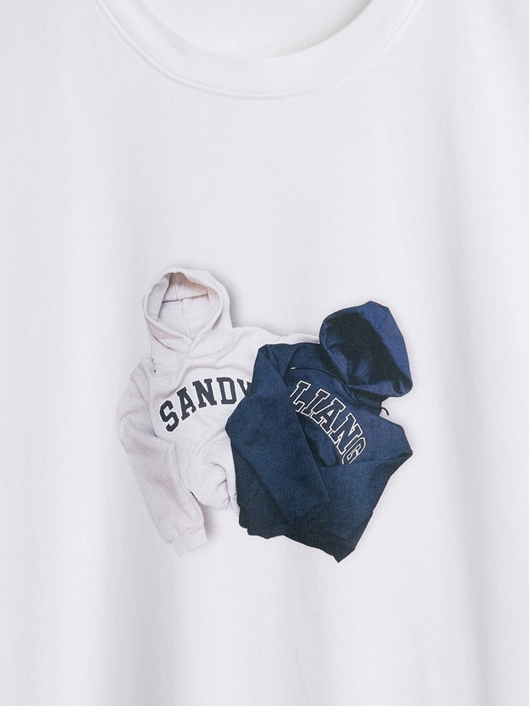 Gap × Sandy Liang Adult Heavyweight Organic Cotton Graphic T-Shirt