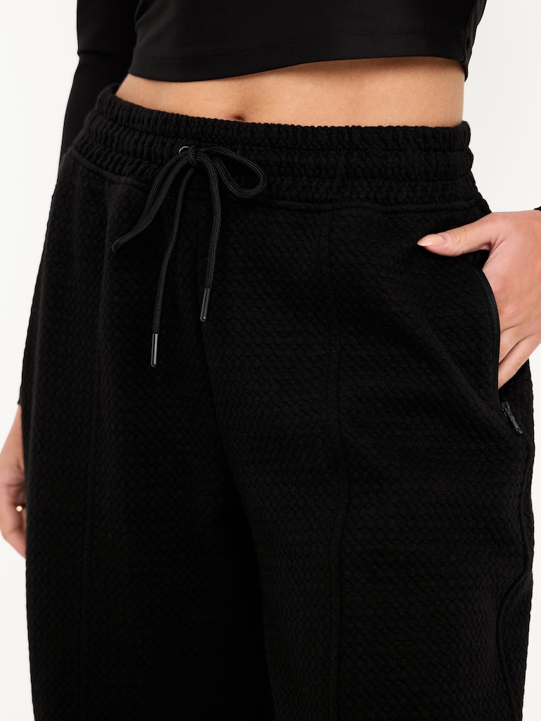 High-Waisted Dynamic Fleece Textured Sweatpants