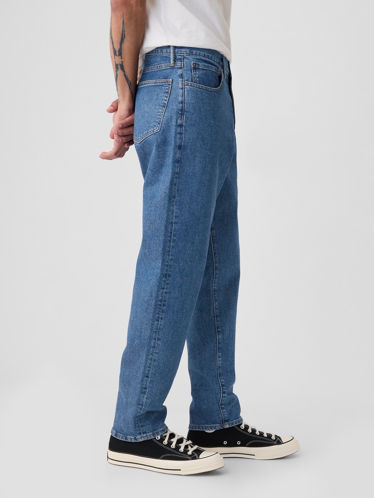 Relaxed Taper Jeans in GapFlex
