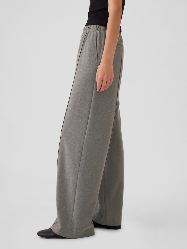 Wide-Leg Seamed Easy Pants