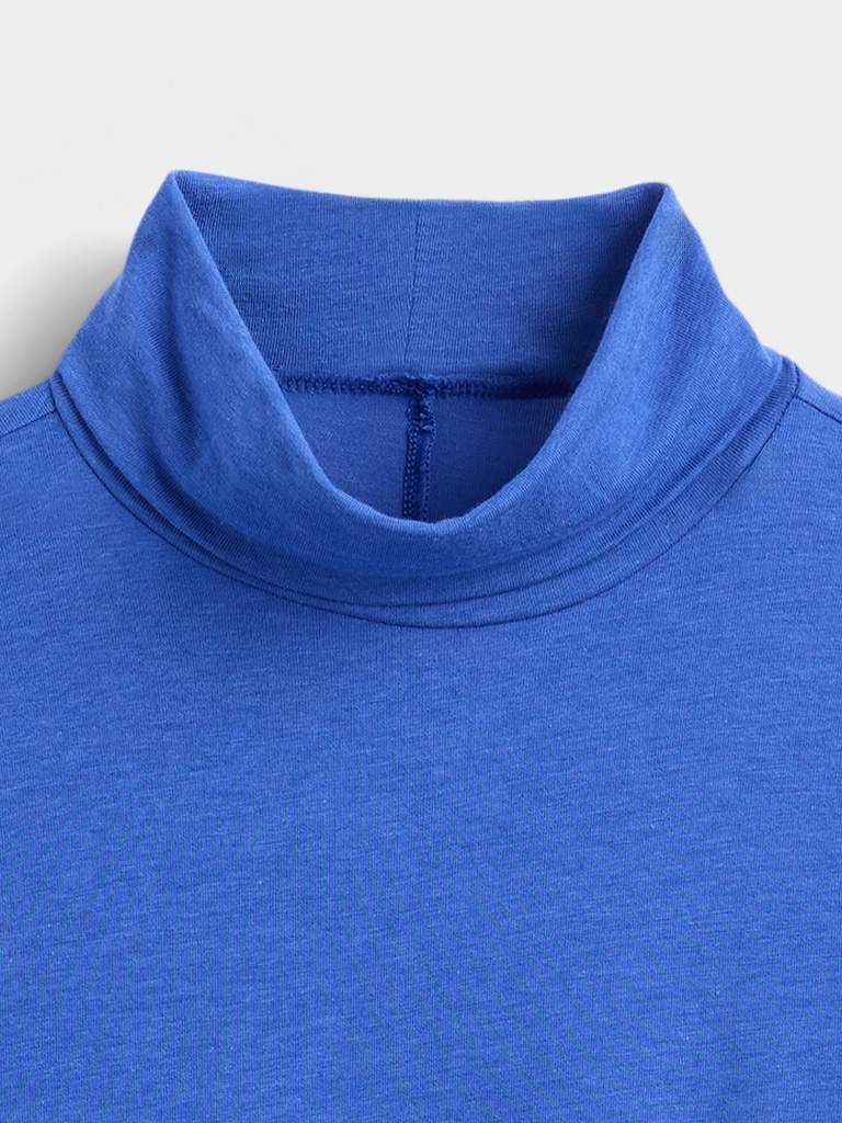 Featherweight Turtleneck