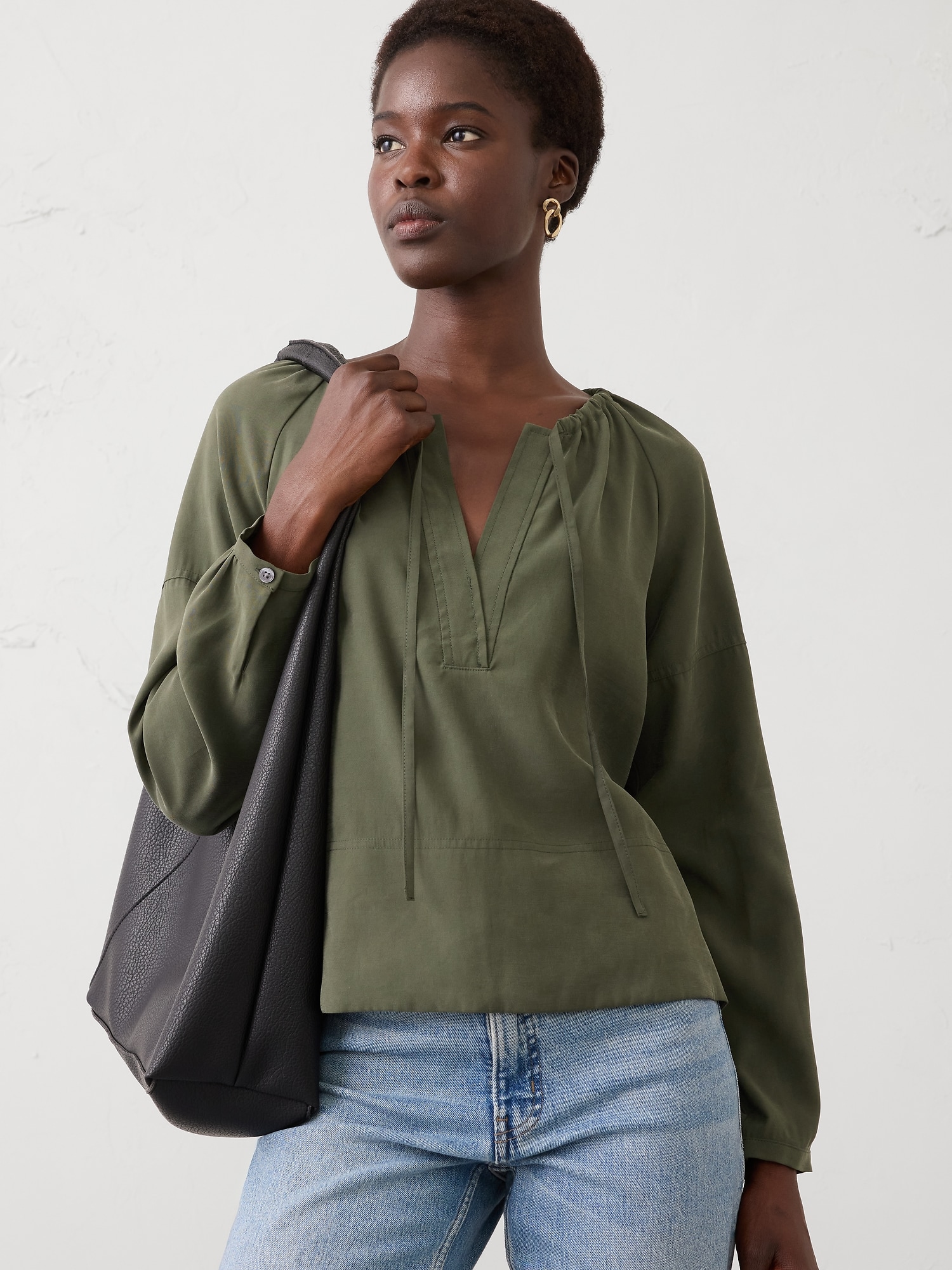 Women's Green Tops & Blouses | Banana Republic Factory