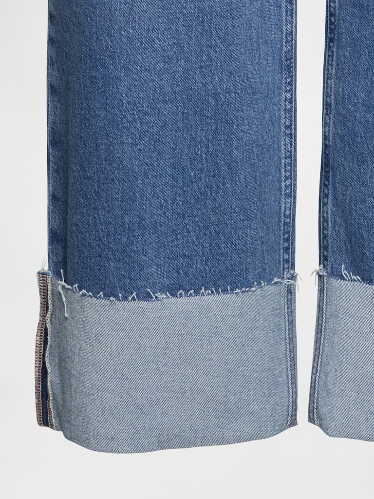 Mid Rise Cuffed '90s Loose Jeans