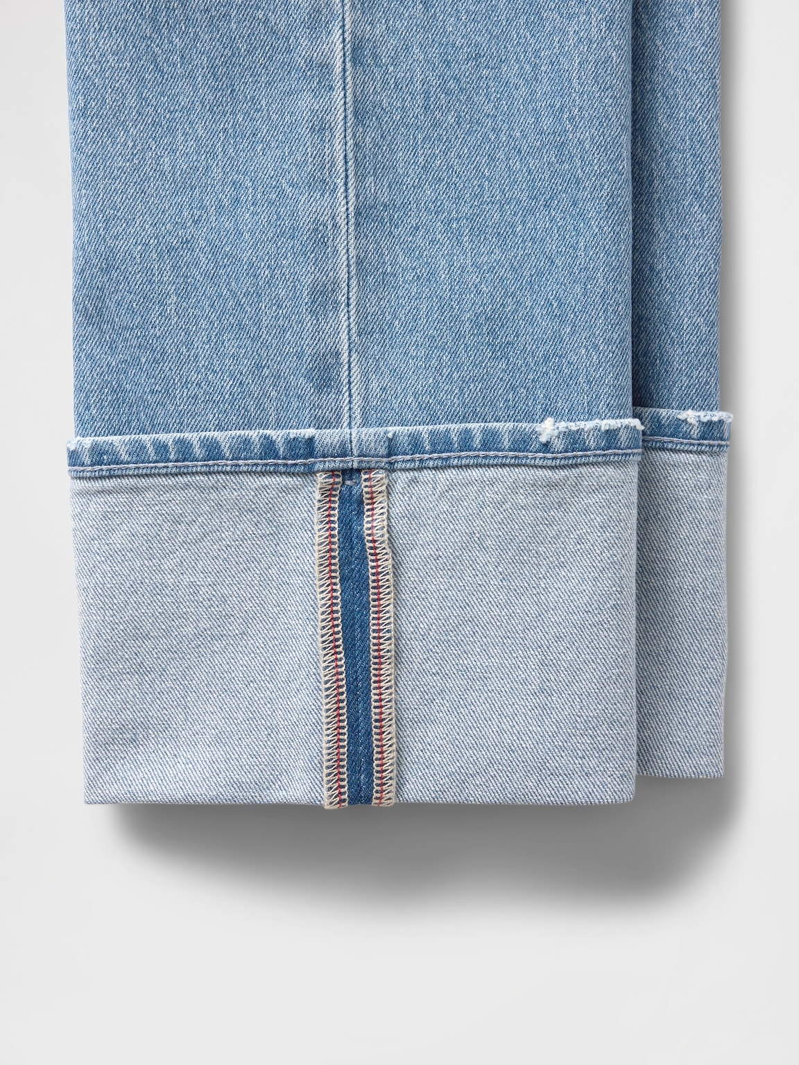 High Rise Cuffed '90s Slim Straight Jeans