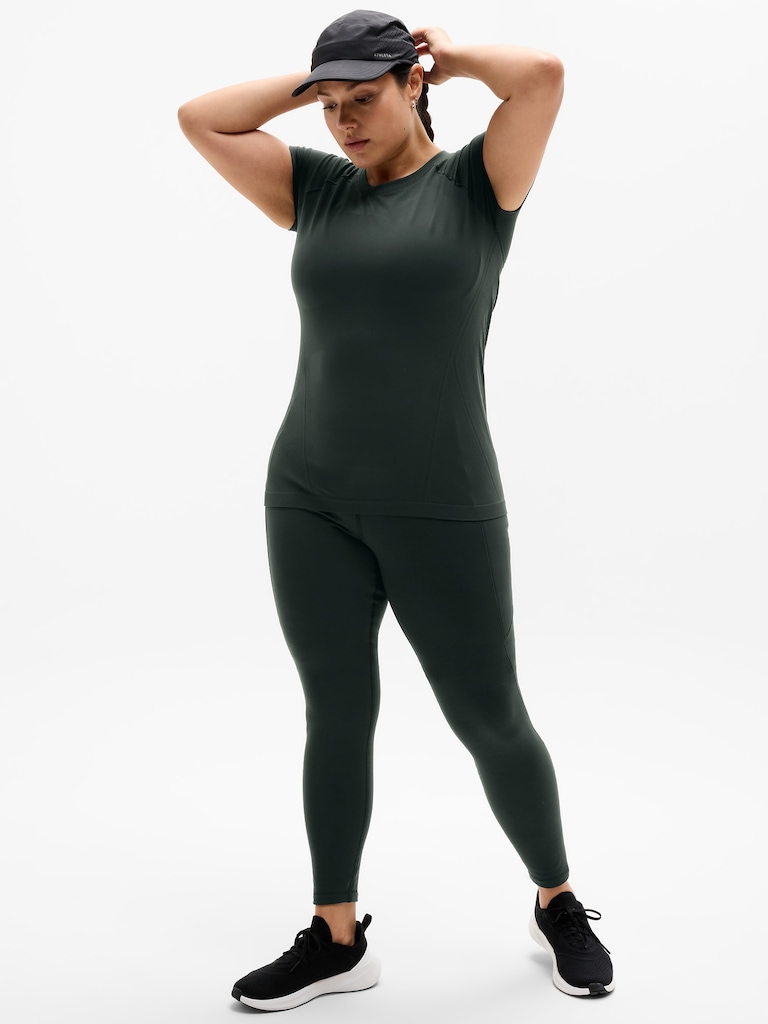 Momentum Seamless Tee