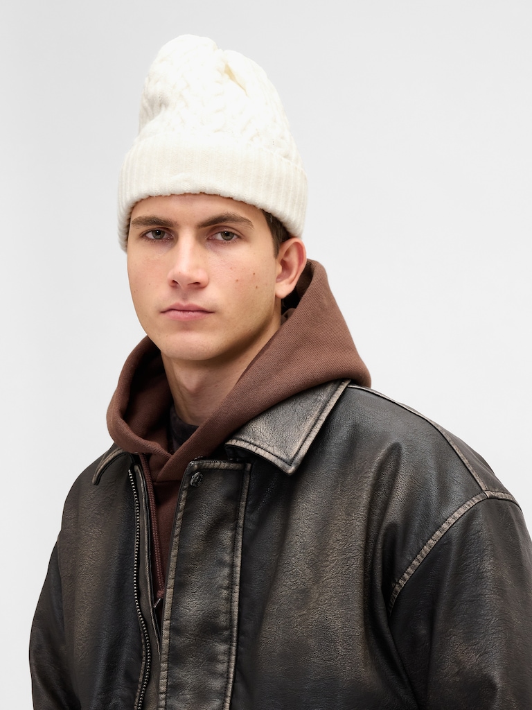 CashSoft Cable-Knit Beanie