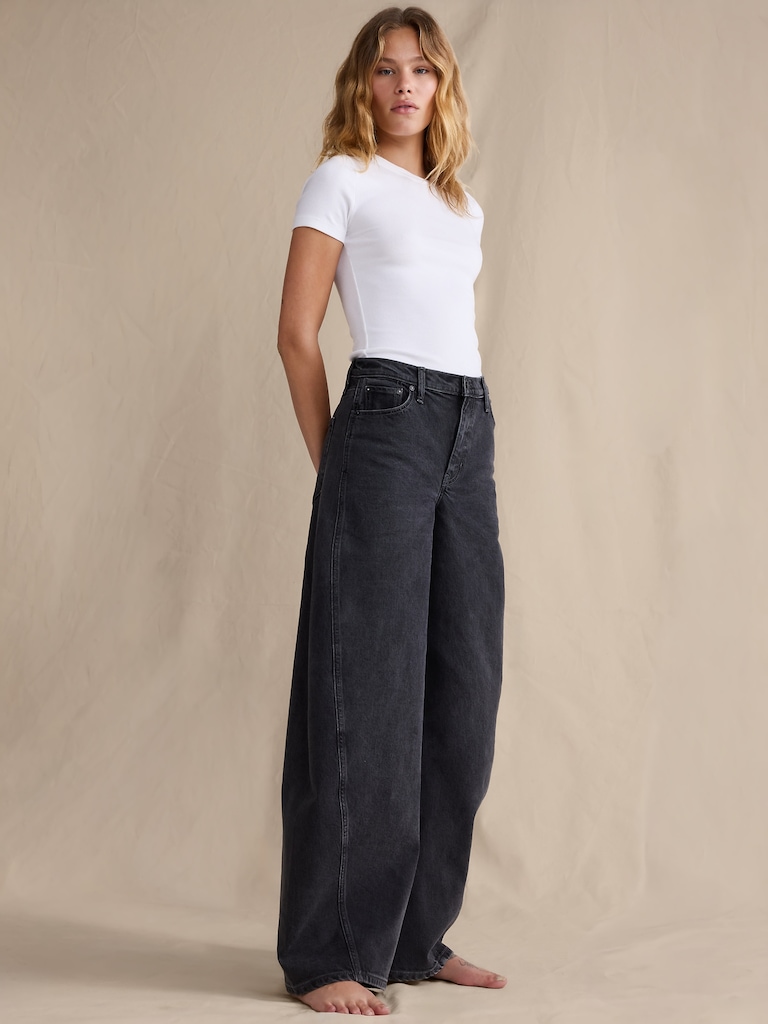 High-Rise Loose Barrel Jean