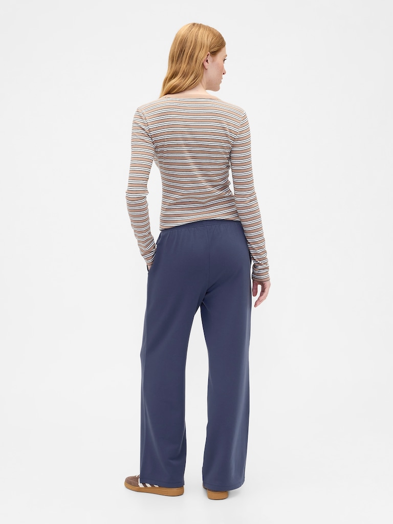 CloudLight Straight-Leg Pants