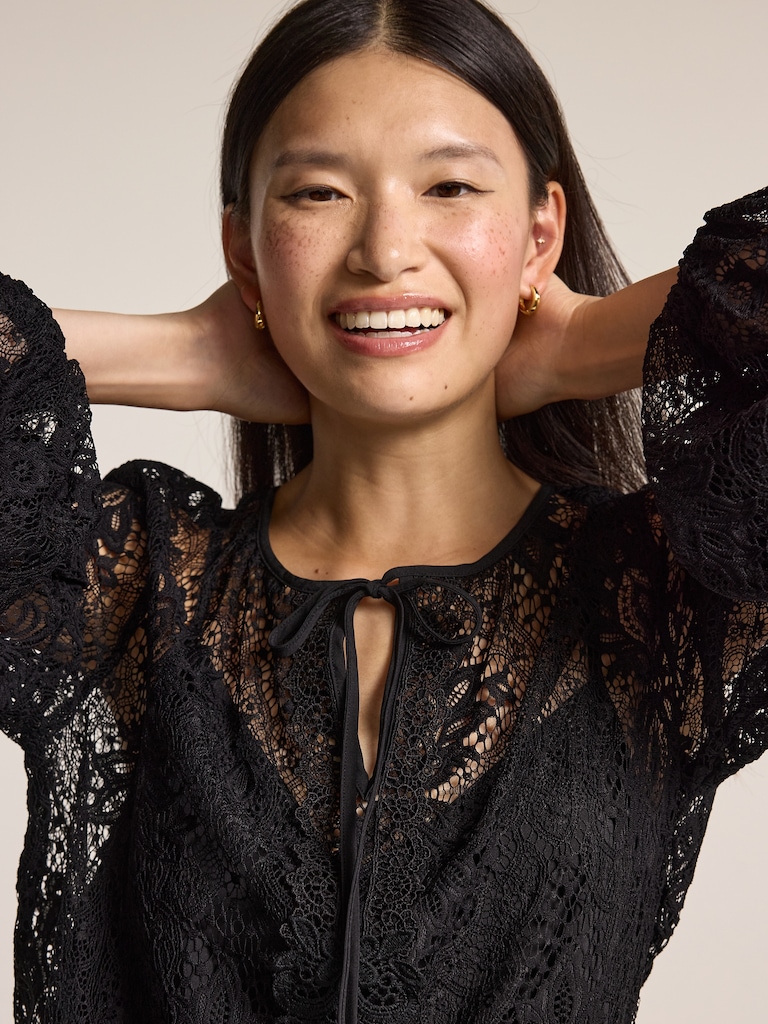 Old Navy x Anna Sui Lace Applique Top