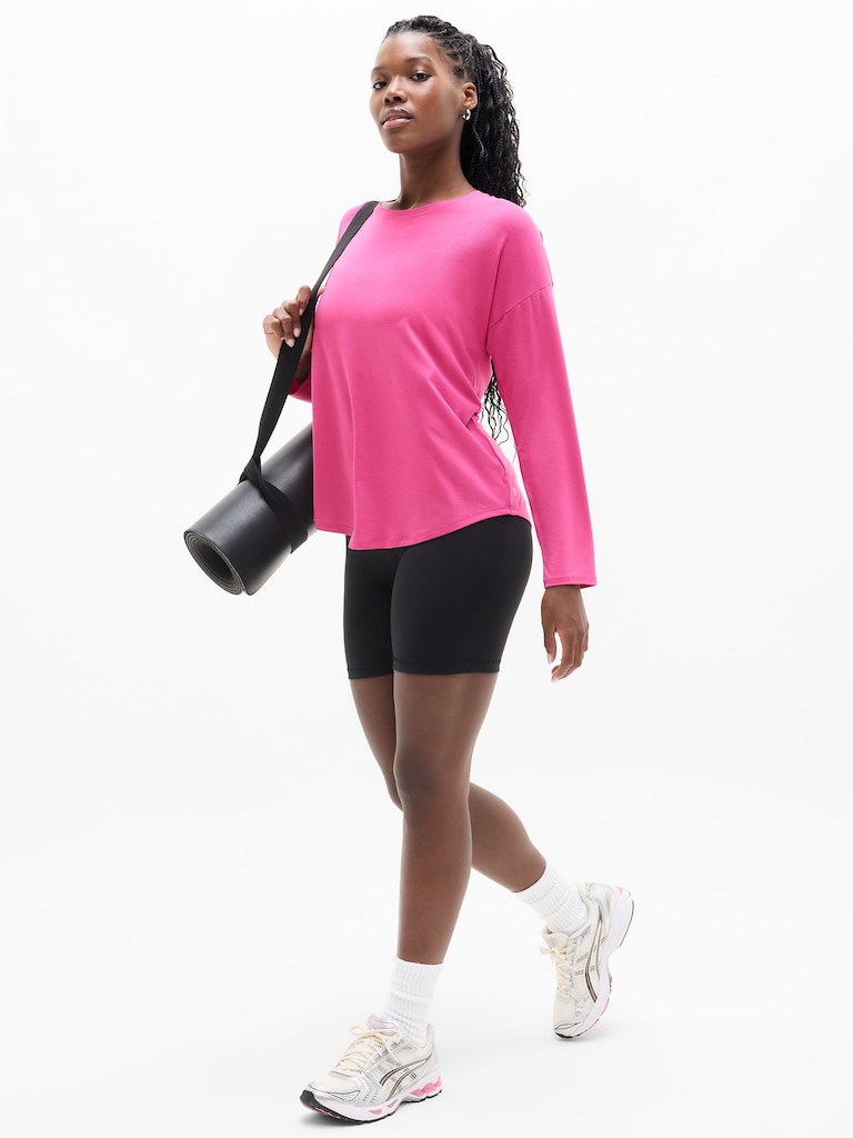 Move With Ease Top