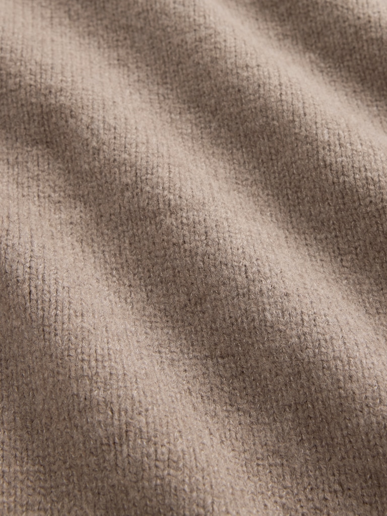 CashSoft Oversized V-Neck Sweater