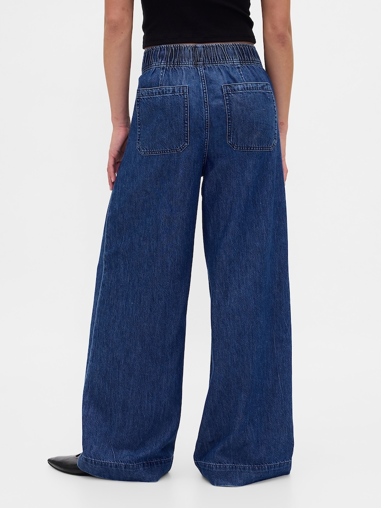 Mid Rise UltraSoft Pleated Baggy Jeans