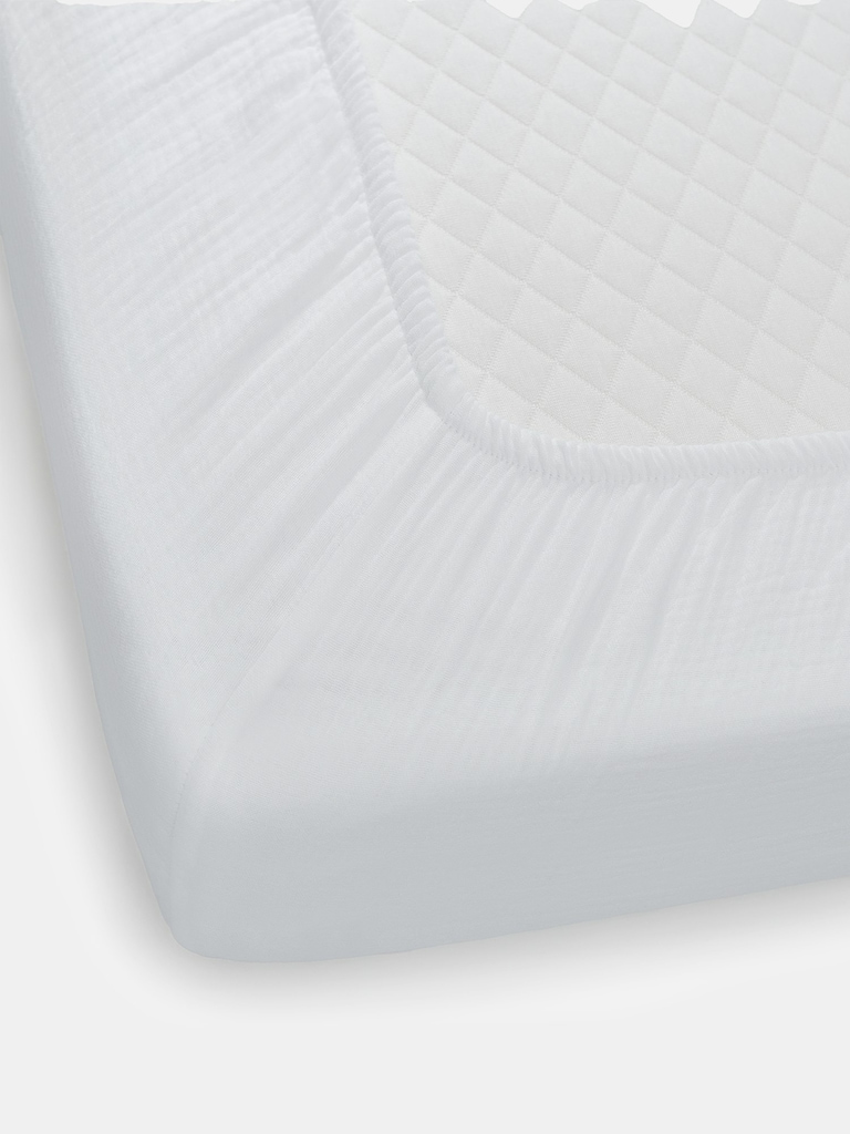 Comfy Cubs Muslin Fitted Crib Sheet