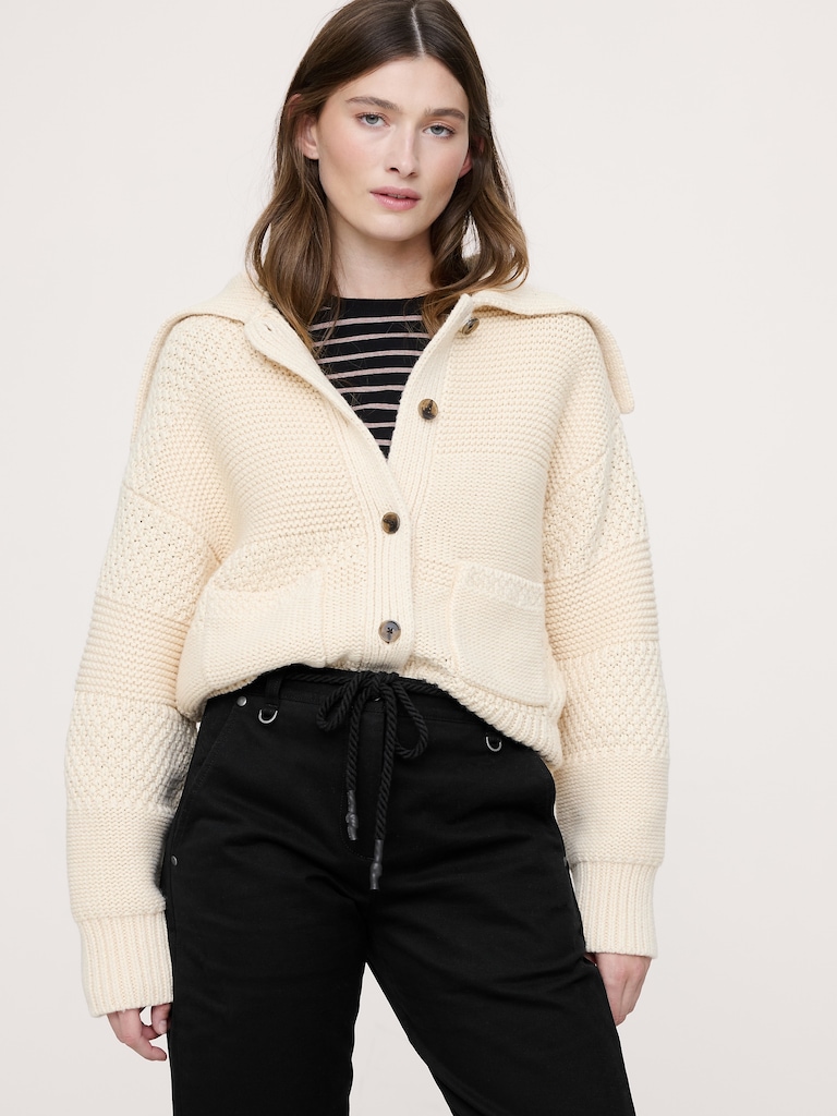 Mid-Rise Twisted Straight Pant