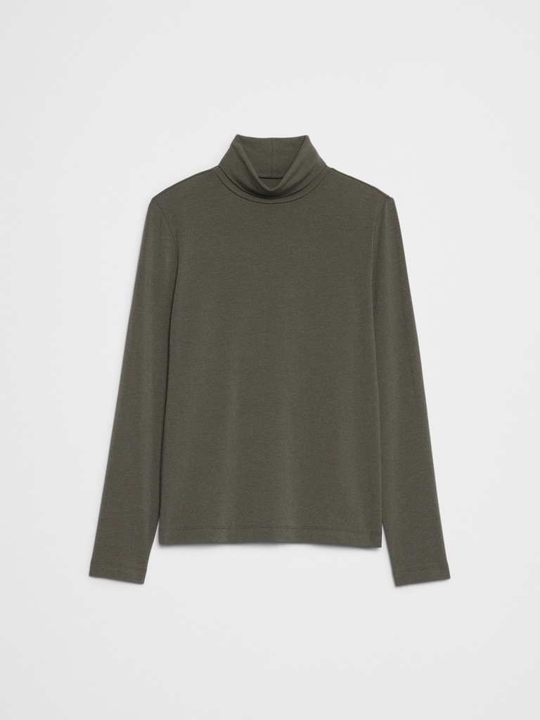 Timeless Turtleneck Top