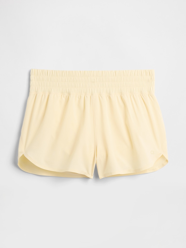 GapFit 3" Mid Rise Runaround Shorts