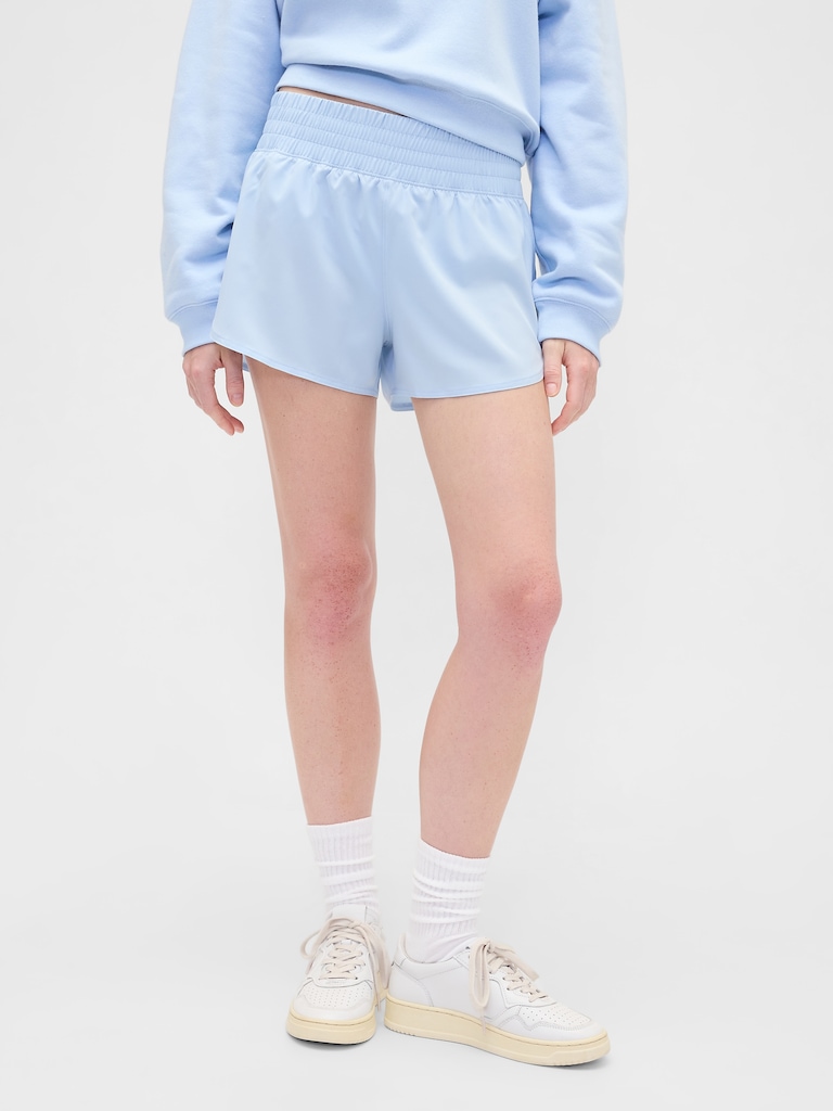 GapFit 3" Mid Rise Runaround Shorts