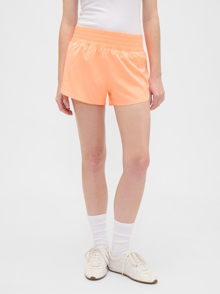 GapFit 3" Mid Rise Runaround Shorts