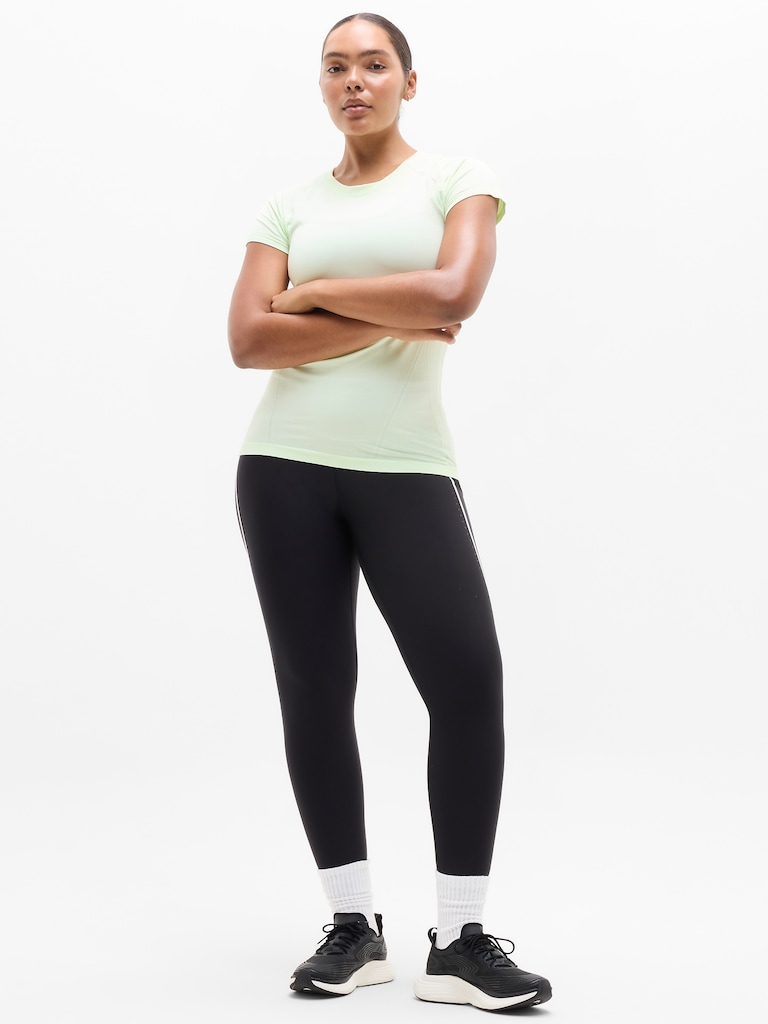 Momentum Seamless Tee