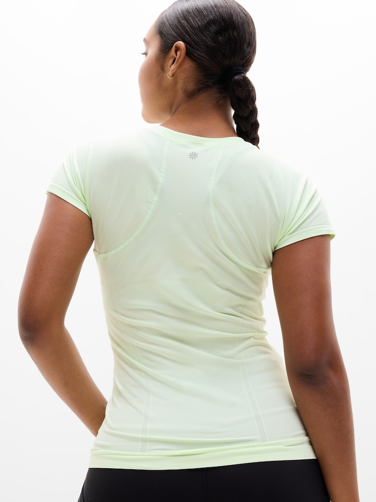 Momentum Seamless Tee