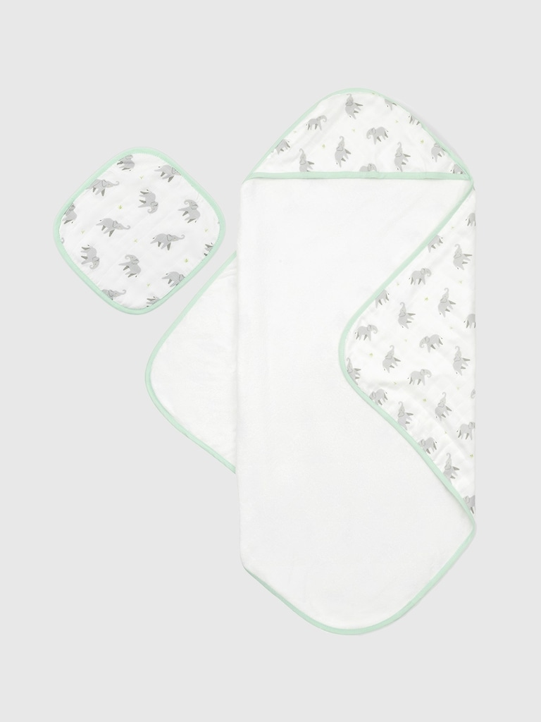Bamboo Little Elephant Hooded Towel Set