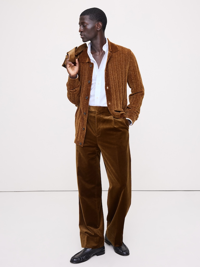 Relaxed Pleated Velvet Pant