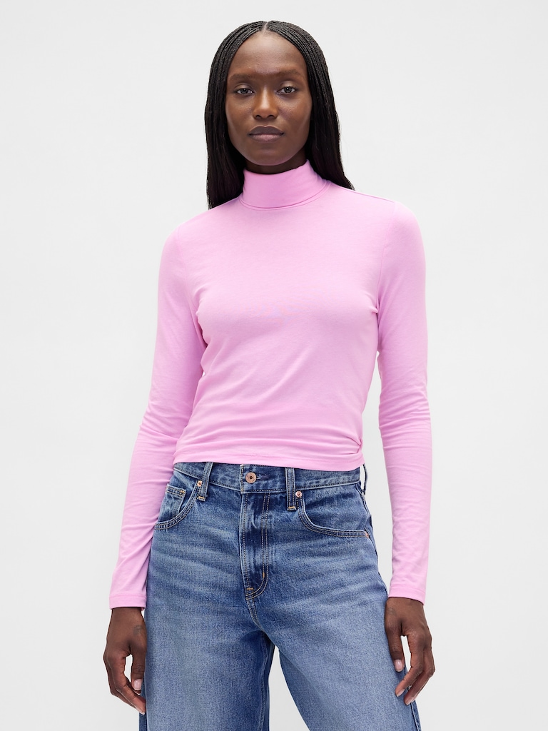 Featherweight Turtleneck