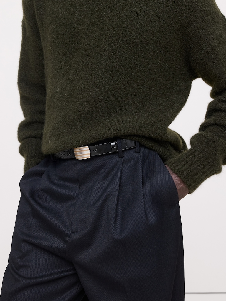 Embossed Leather Plaque-Buckle Belt