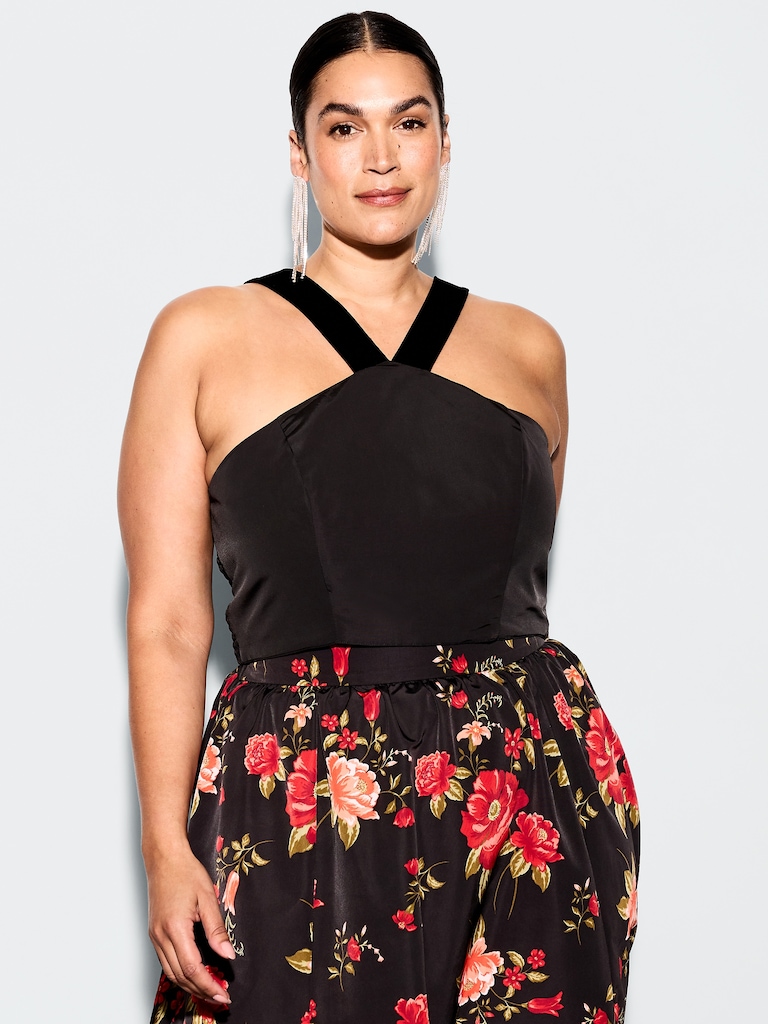 The Occasion by Old Navy Taffeta Cropped Halter Bow Top