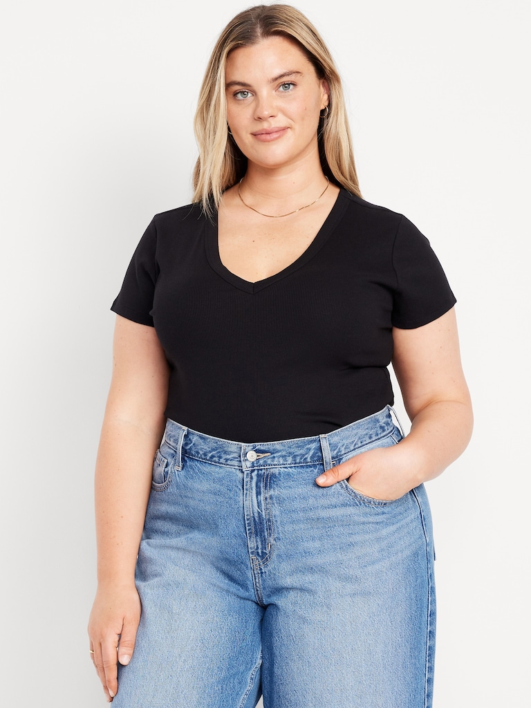 Snug V-Neck Crop T-Shirt