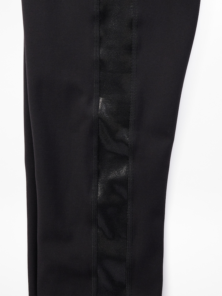 Elation Ultra High Rise Shine Sport Stripe 7/8 Legging