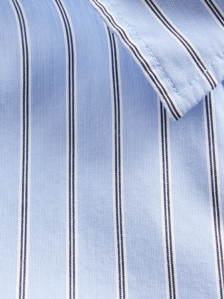 Organic Cotton Fitted Crop Shirt