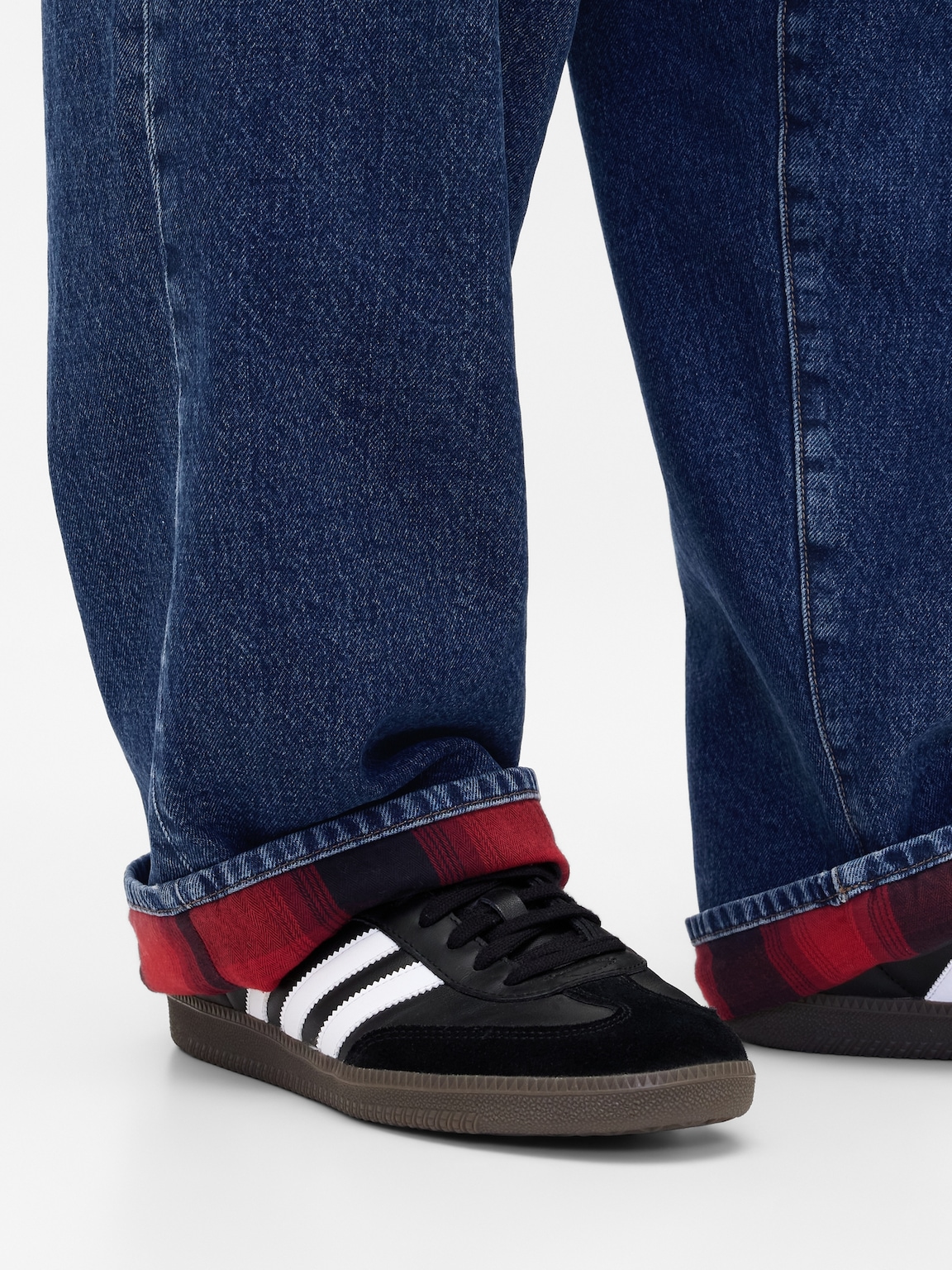 Stranger Things Adult Flannel-Lined Extra Baggy Jeans